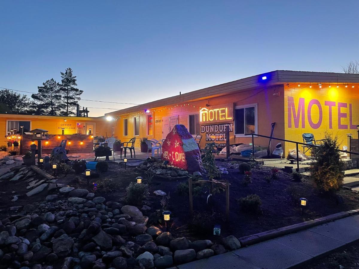 Dundurn Motel Exterior photo